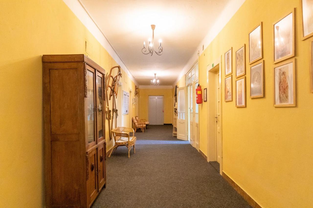 Hostel Dakura Prague Extérieur photo